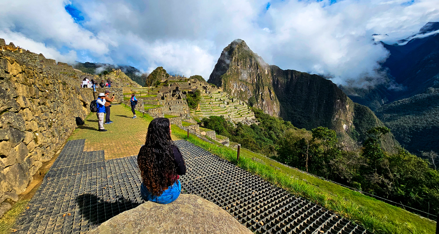 Machu Picchu and Lake Titicaca Tour 7D/6N from Cusco