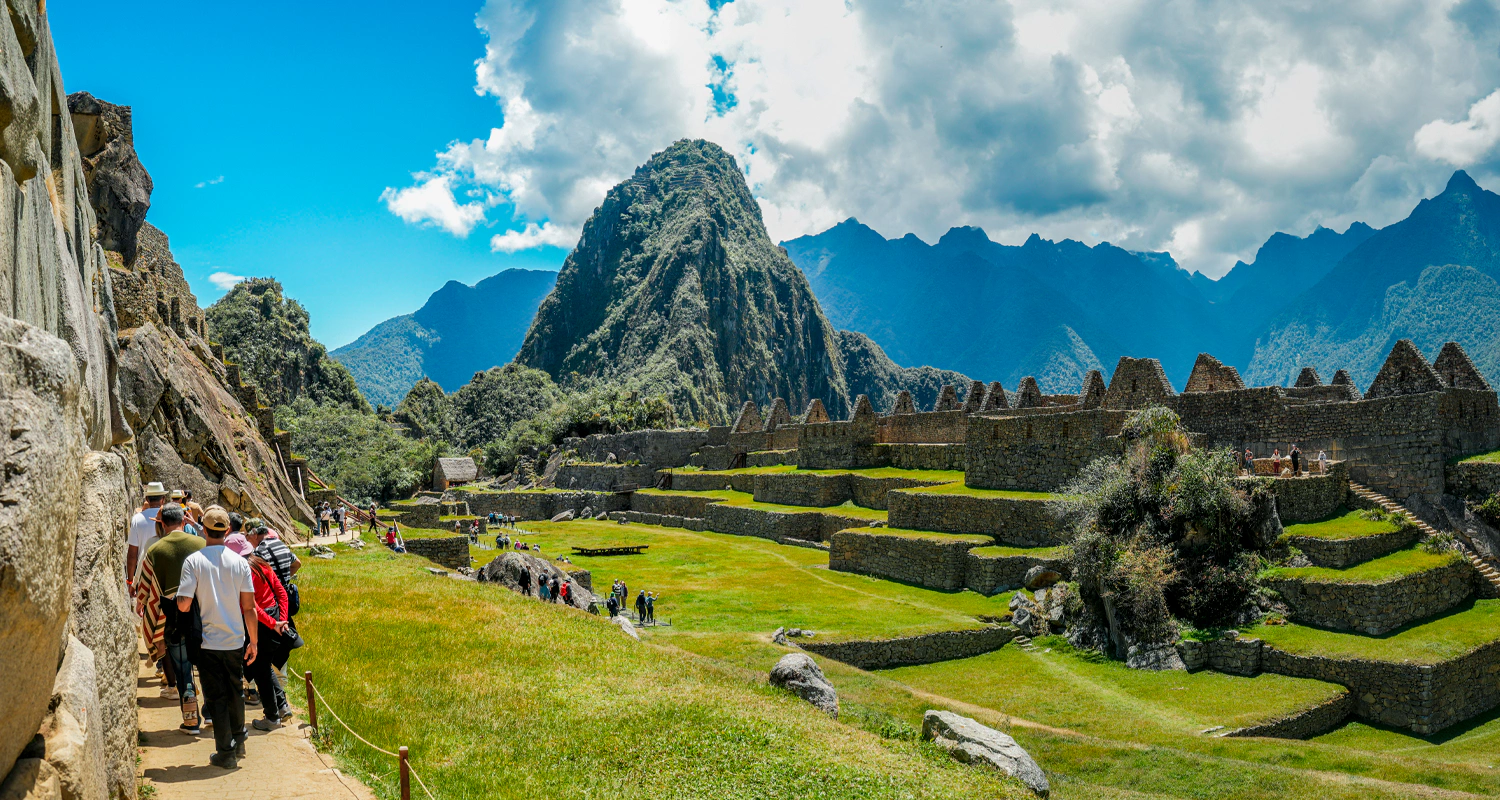 Sacred Valley Connection Machu Picchu O/N Ollantaytambo 3D/2N